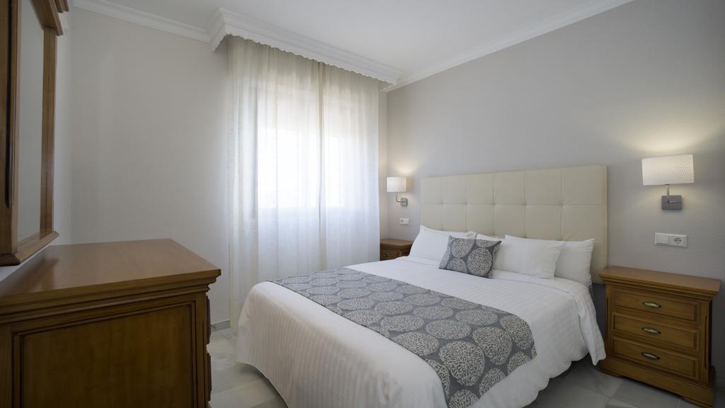 Club Jardines Del Puerto Leilighet Marbella Eksteriør bilde