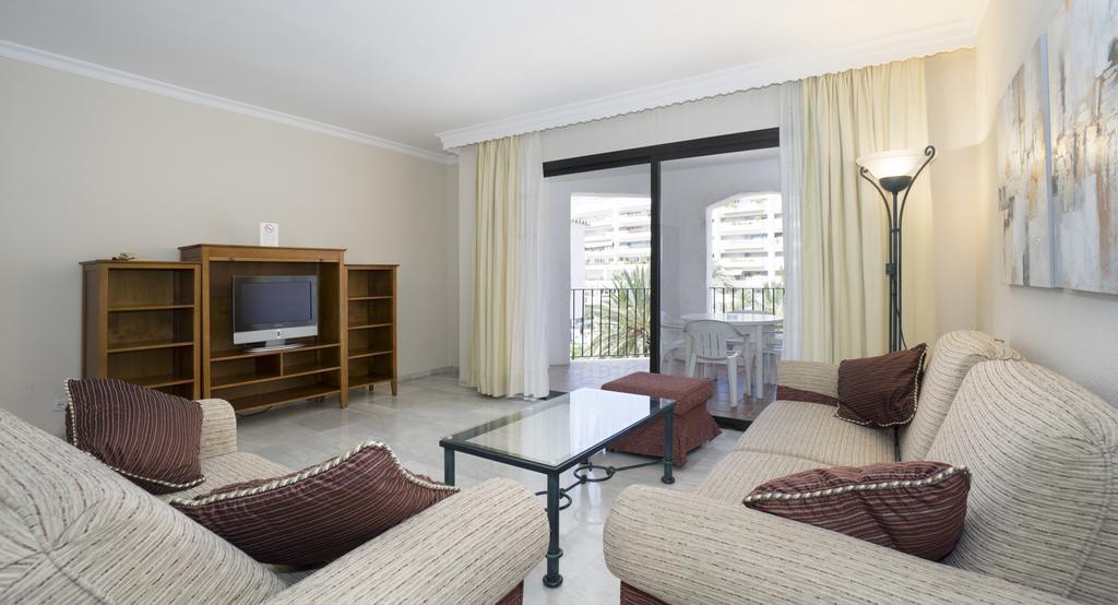 Club Jardines Del Puerto Leilighet Marbella Eksteriør bilde