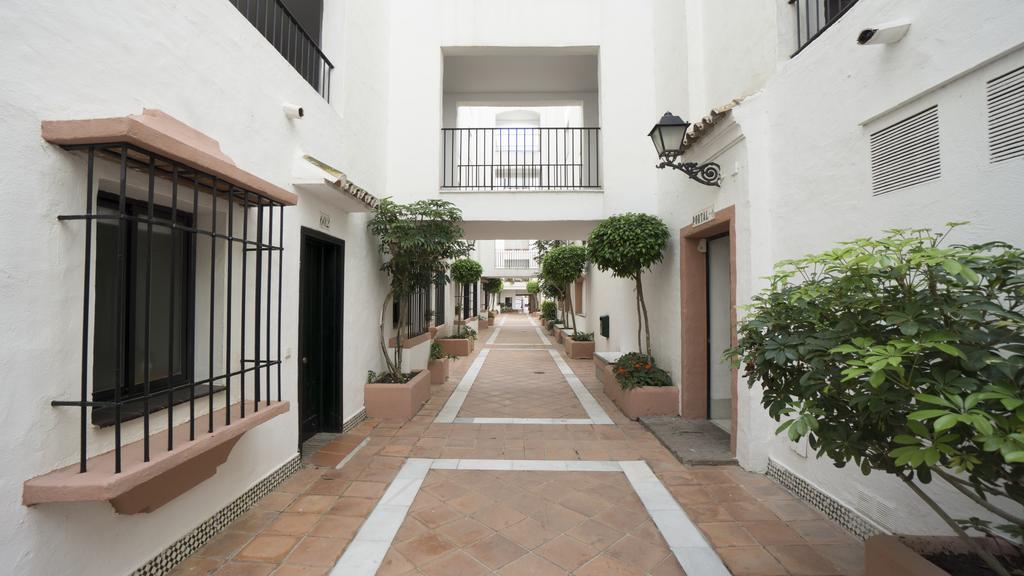 Club Jardines Del Puerto Leilighet Marbella Eksteriør bilde
