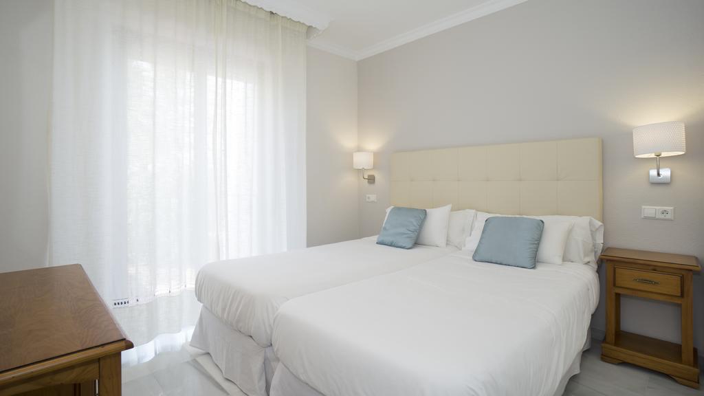 Club Jardines Del Puerto Leilighet Marbella Eksteriør bilde