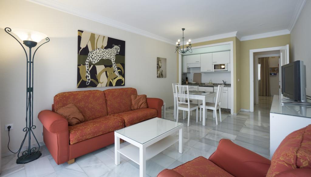 Club Jardines Del Puerto Leilighet Marbella Eksteriør bilde