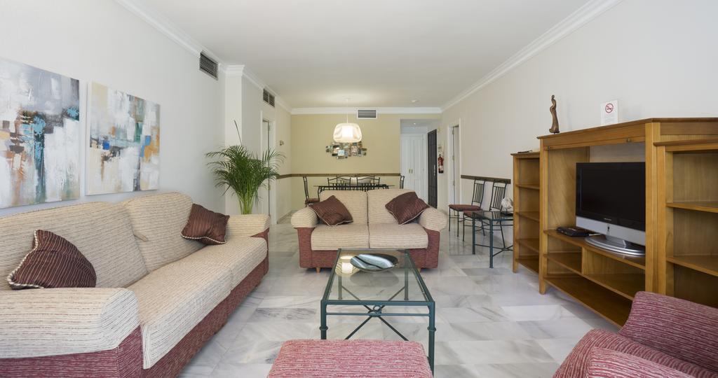 Club Jardines Del Puerto Leilighet Marbella Eksteriør bilde