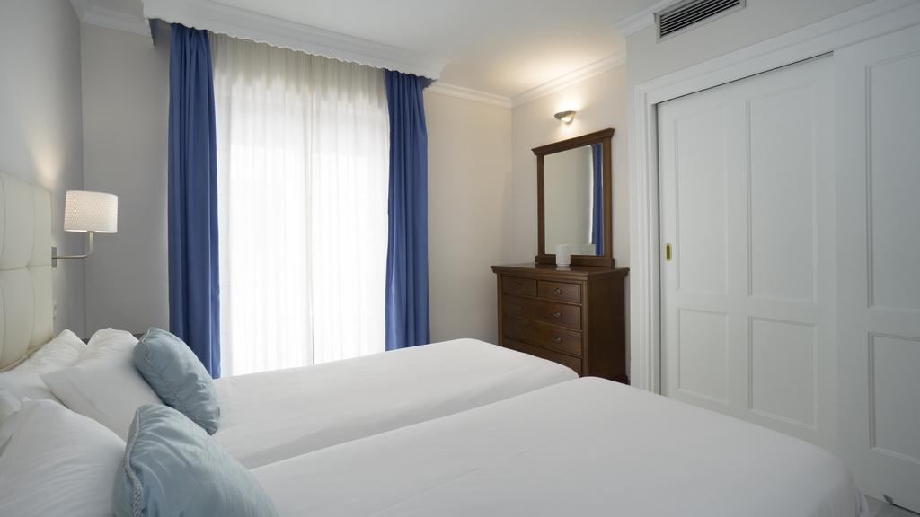 Club Jardines Del Puerto Leilighet Marbella Eksteriør bilde