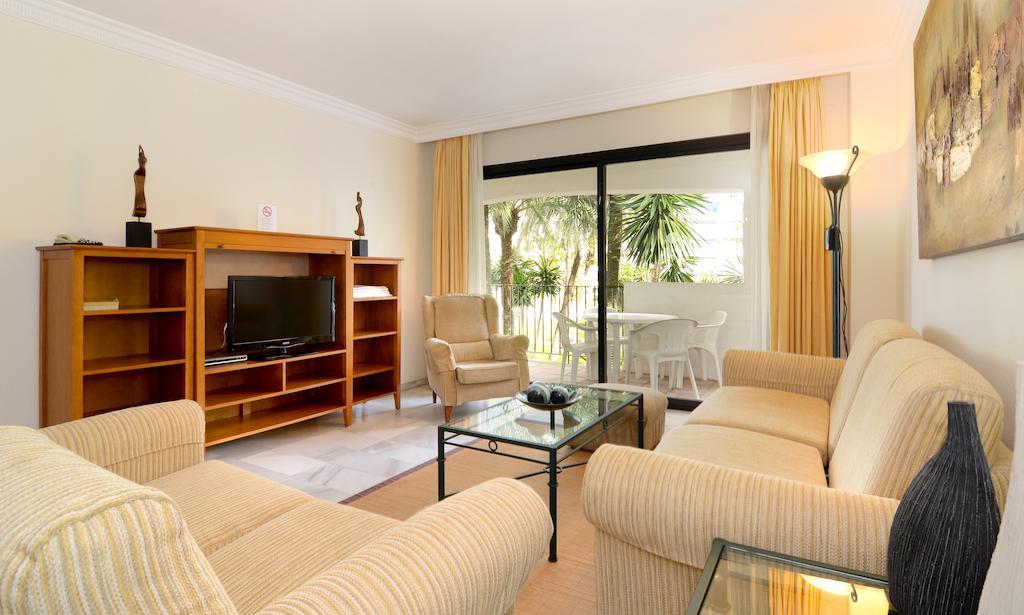 Club Jardines Del Puerto Leilighet Marbella Eksteriør bilde