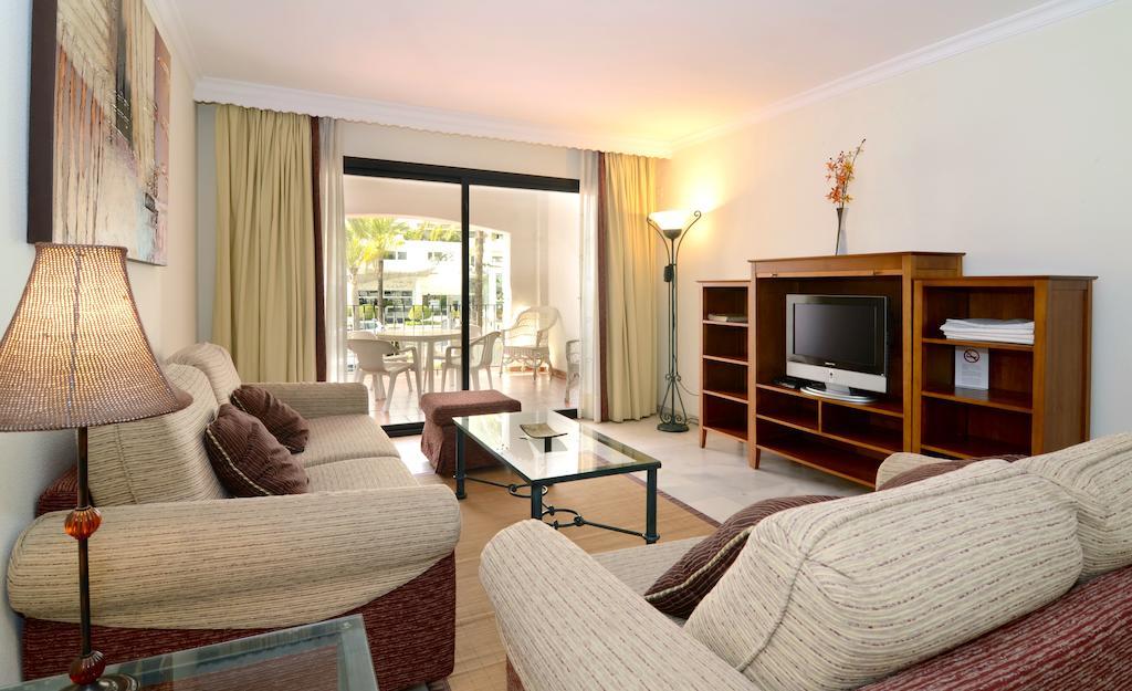 Club Jardines Del Puerto Leilighet Marbella Eksteriør bilde
