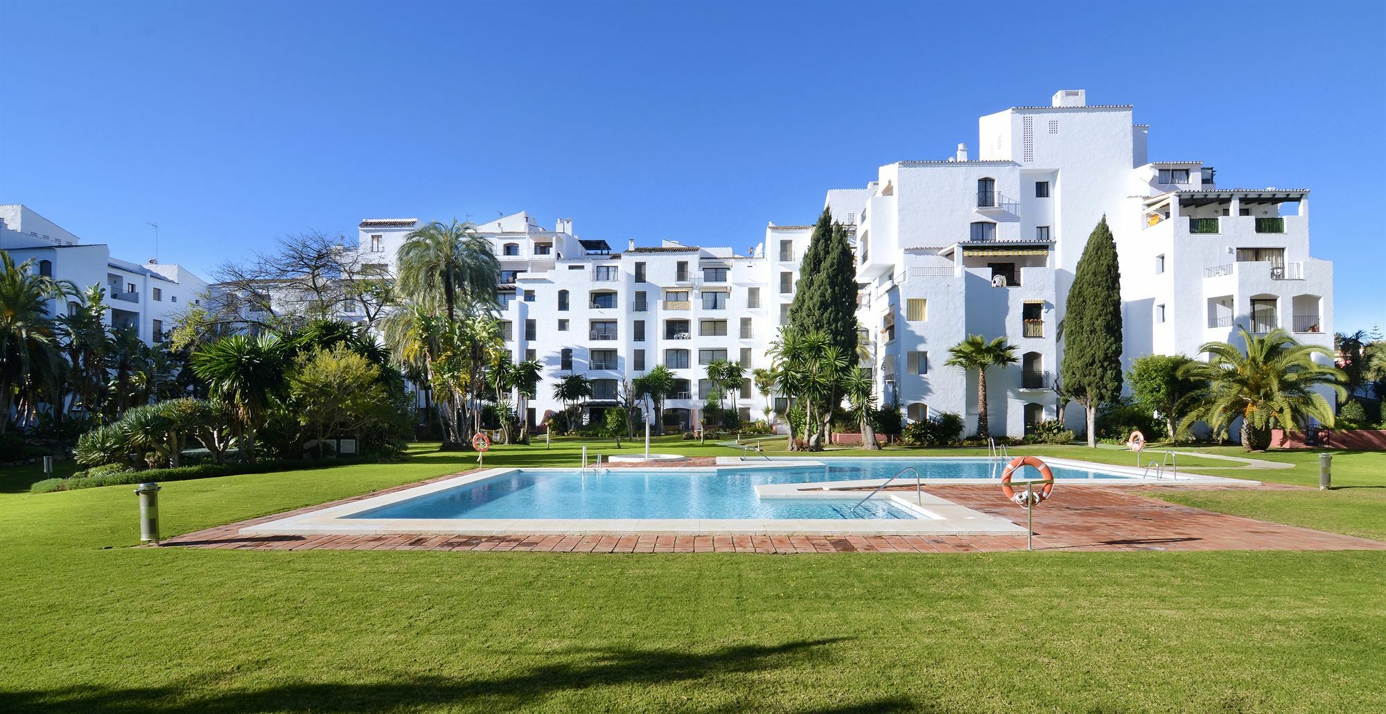 Club Jardines Del Puerto Leilighet Marbella Eksteriør bilde