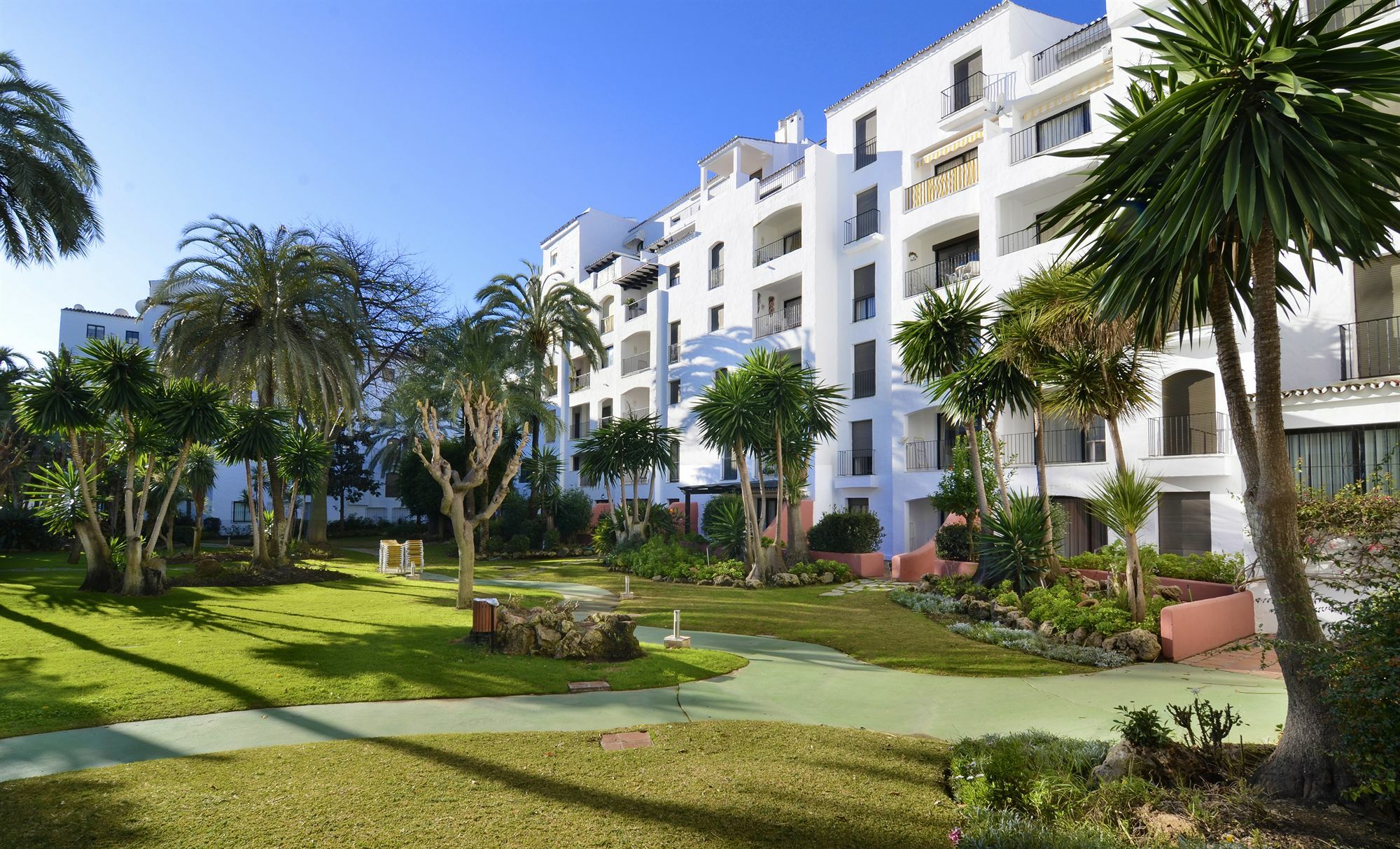 Club Jardines Del Puerto Leilighet Marbella Eksteriør bilde