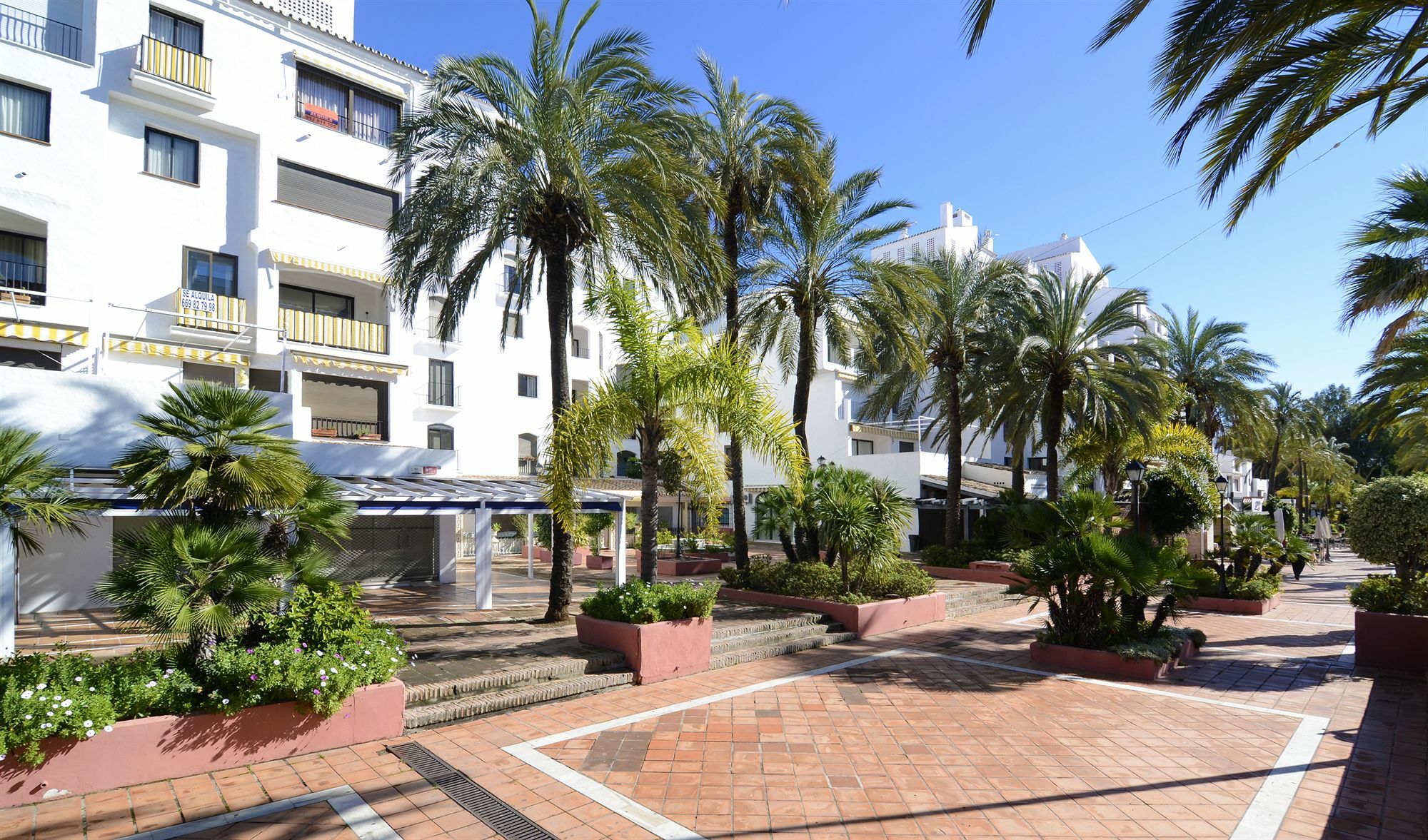 Club Jardines Del Puerto Leilighet Marbella Eksteriør bilde